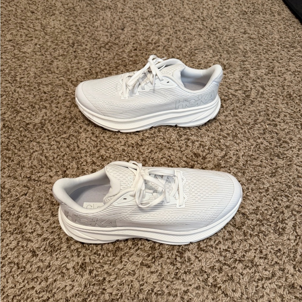 Hoka Clifton 9